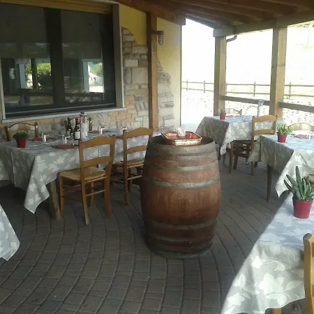 Ristorante La Bettola 호텔 3*